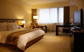 Monarch Skyline Hotel-Near Taimall